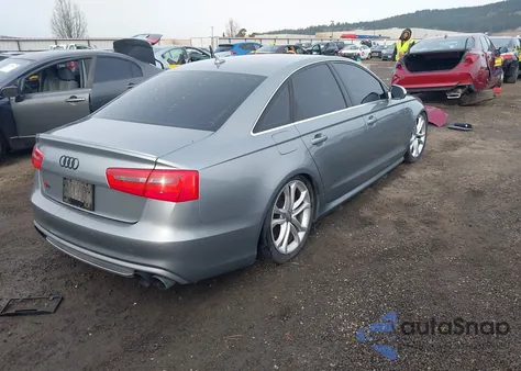 2013 Audi S6 4.0T Prestige z USA, uszkodzony, nr VIN WAUJ2BFC2DN060945